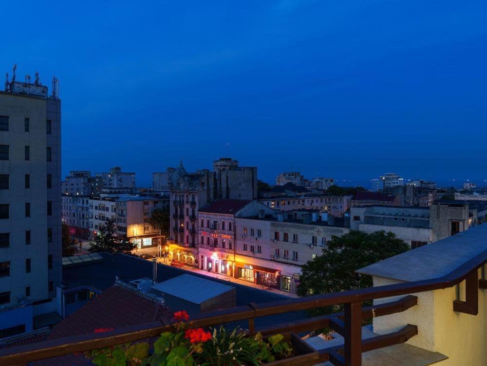 Guci Hotel Constanta Bagian luar foto