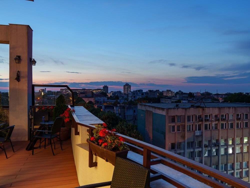 Guci Hotel Constanta Bagian luar foto