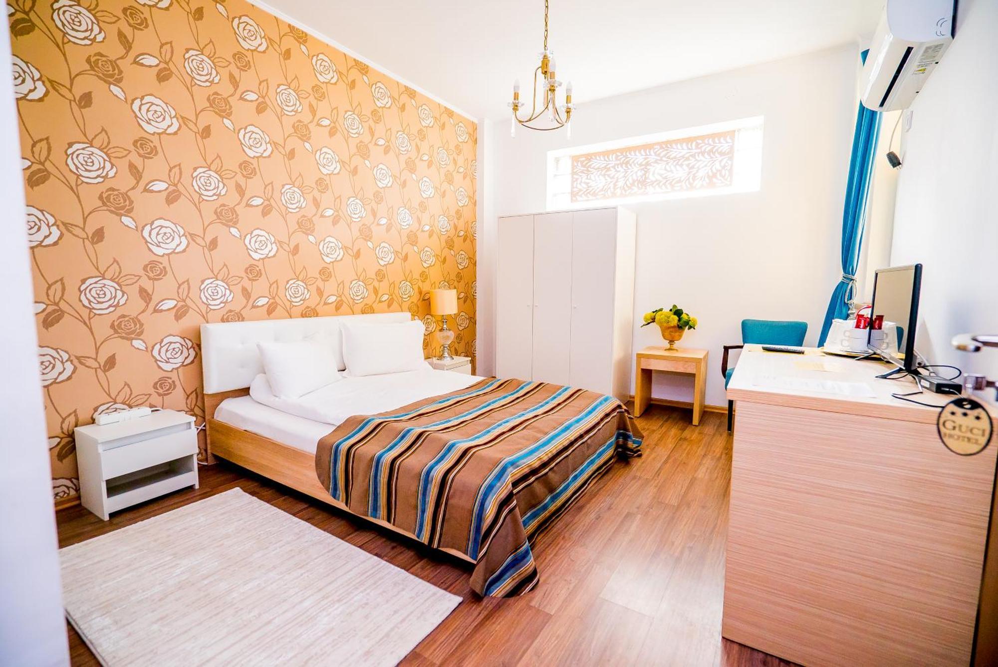 Guci Hotel Constanta Bagian luar foto