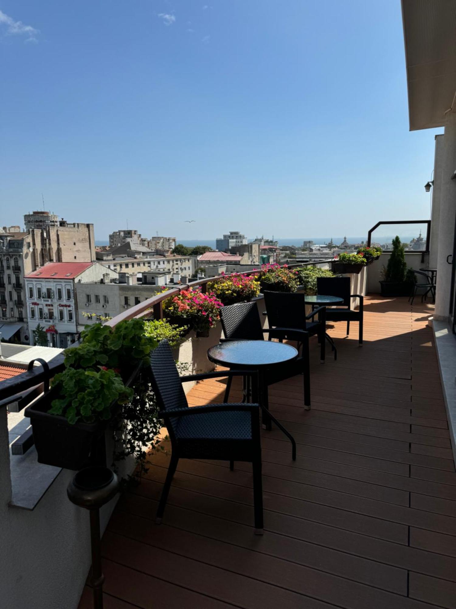 Guci Hotel Constanta Bagian luar foto
